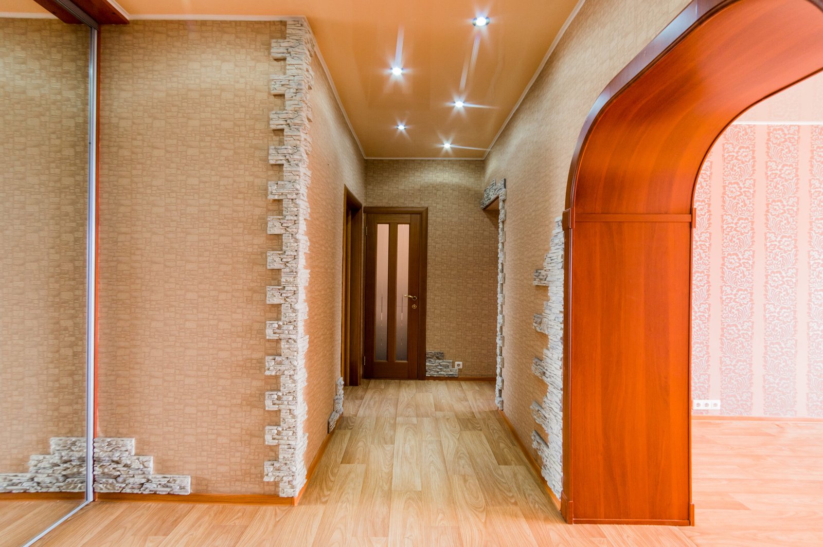  Artistic-Walls-and-Ceiling-Treatments