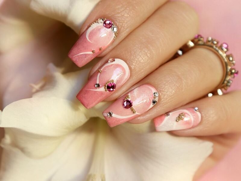 this is a Simple Easter Nail Ideas (Pastel & Floral Designs)